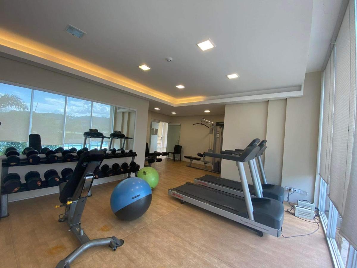 Entire 2Br Condo Unit@8 Spatial Condominium Davao City Dış mekan fotoğraf